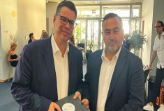 Yassıköy Belediyesi kalkınma projelerini Hükümete sundu