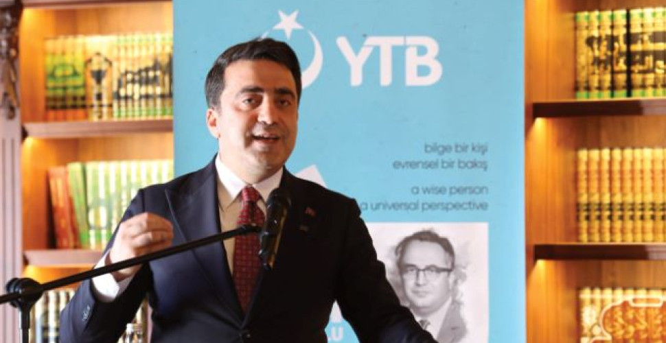 Bilge Bir Kişi, Evrensel Bir Bakış: Fethi Gemuhluoğlu kitabı yayımlandı